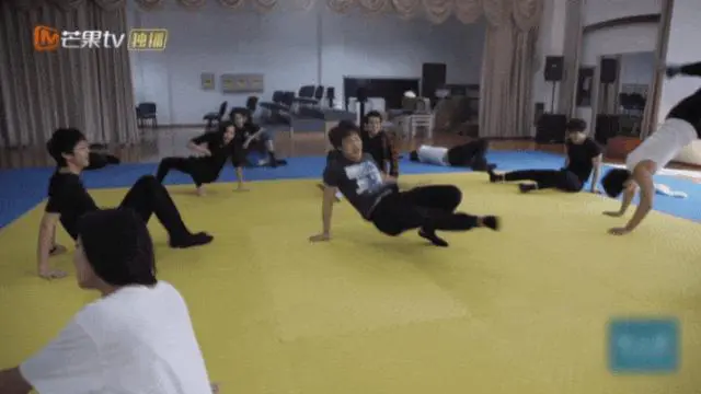 为什么一些职业球员罚球命中率不高?_2